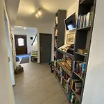 Regenbogen Apartman *